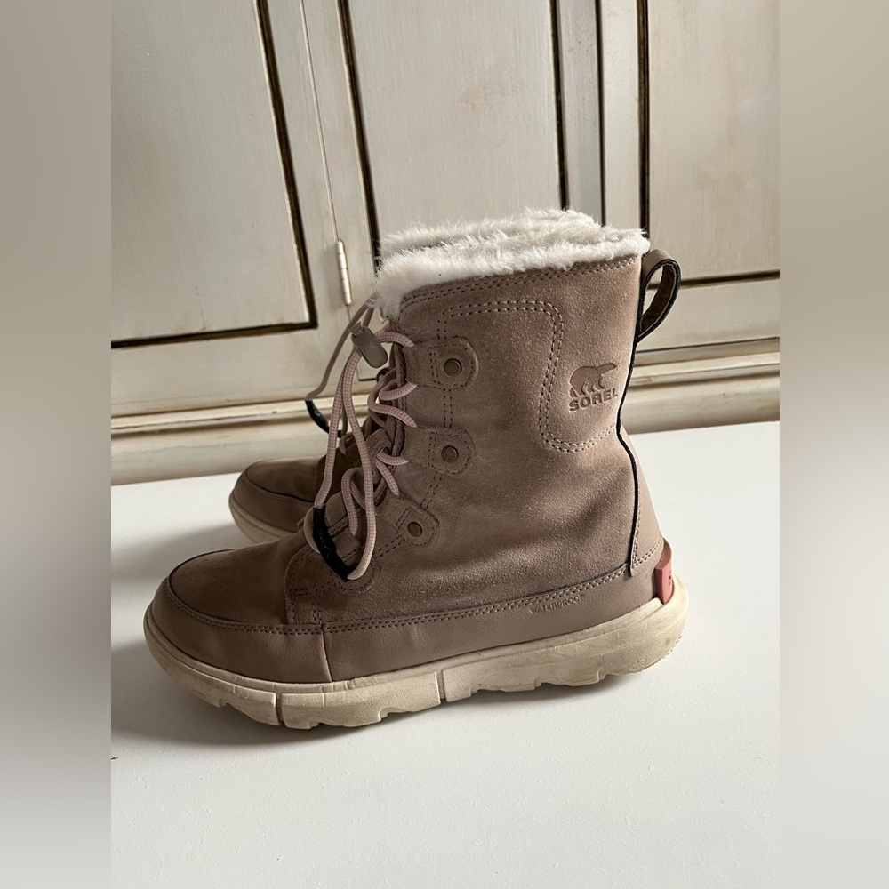 Women’s Sorel Explorer Il Joan Waterproof Faux Fur Lined Boot Light Tawny tan 6
